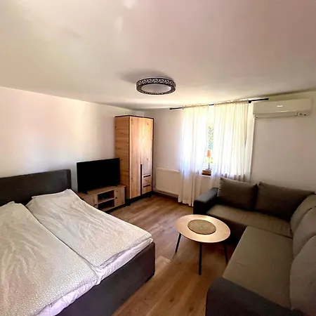 Sloneczny Z Ogrodem Na Wylacznosc Ferienhaus *